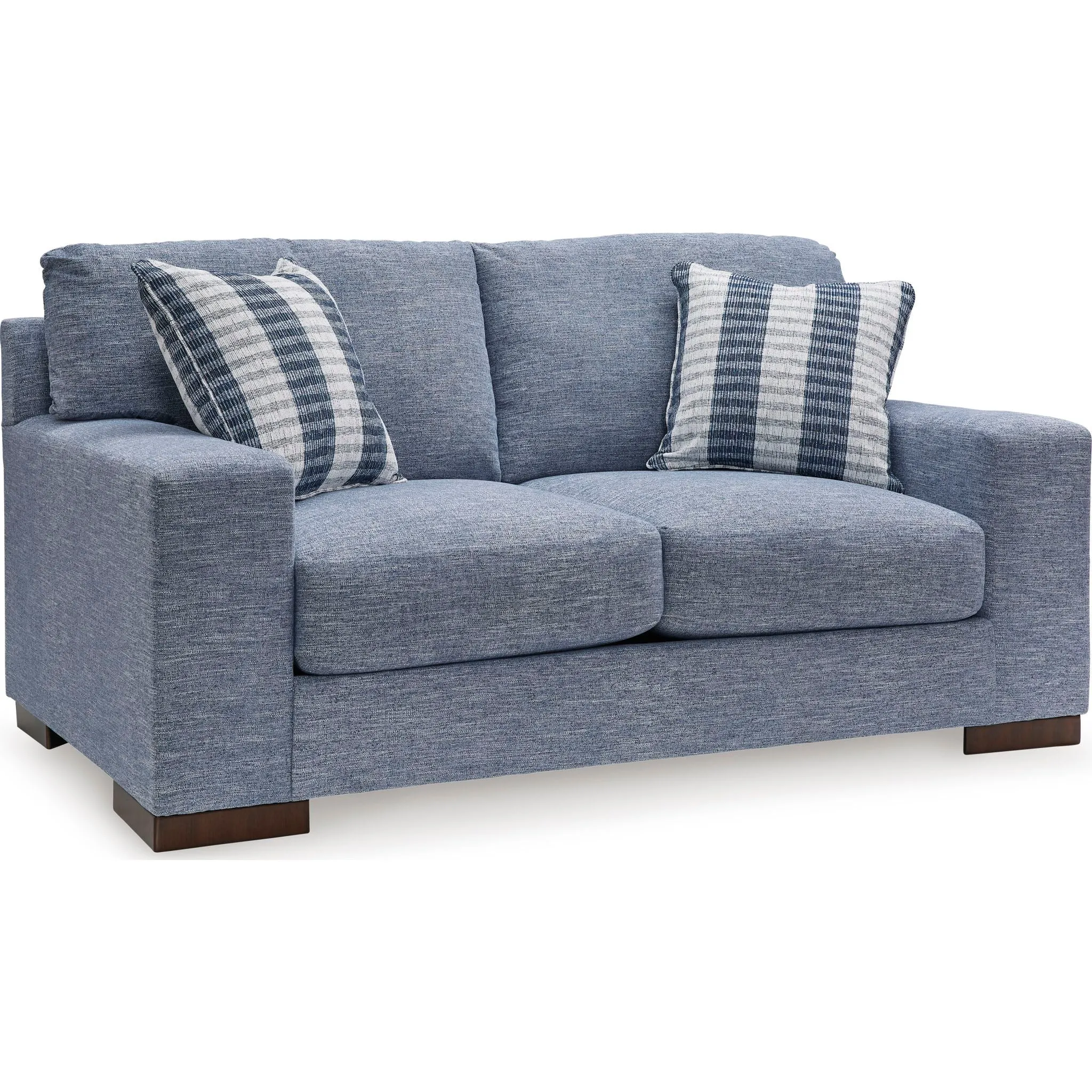 Belvoir-Exclusive Loveseat