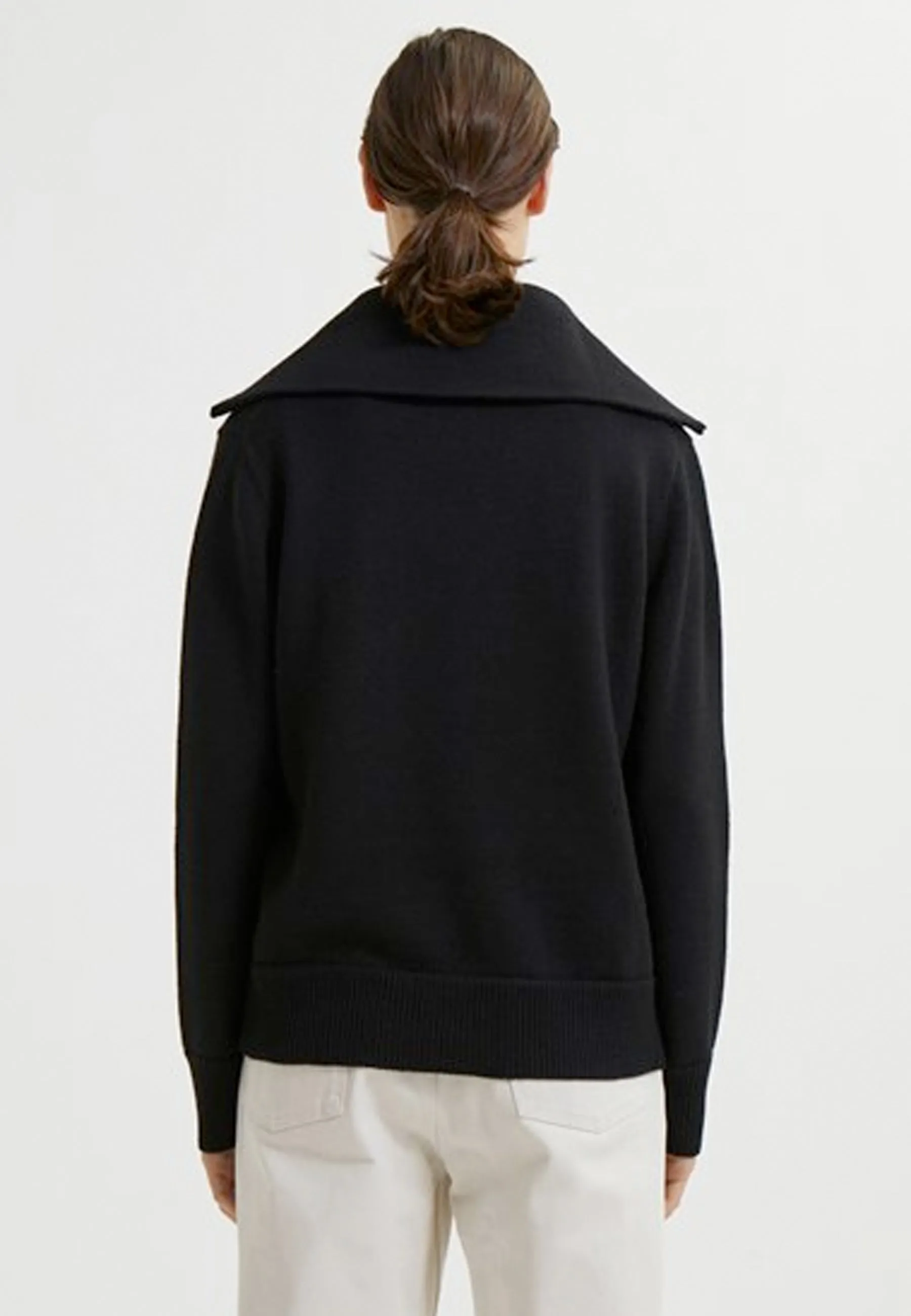 Clementine Classic Merino Jumper - black