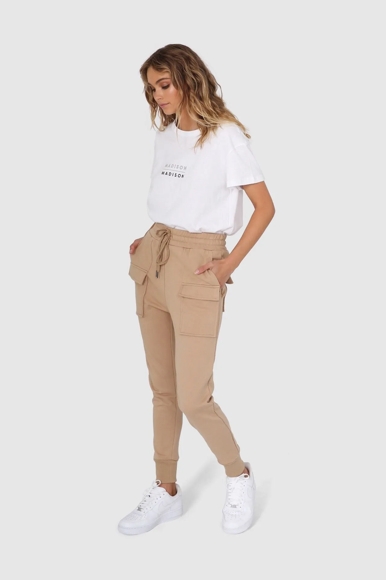 Madison The Label Maxwell Joggers Beige