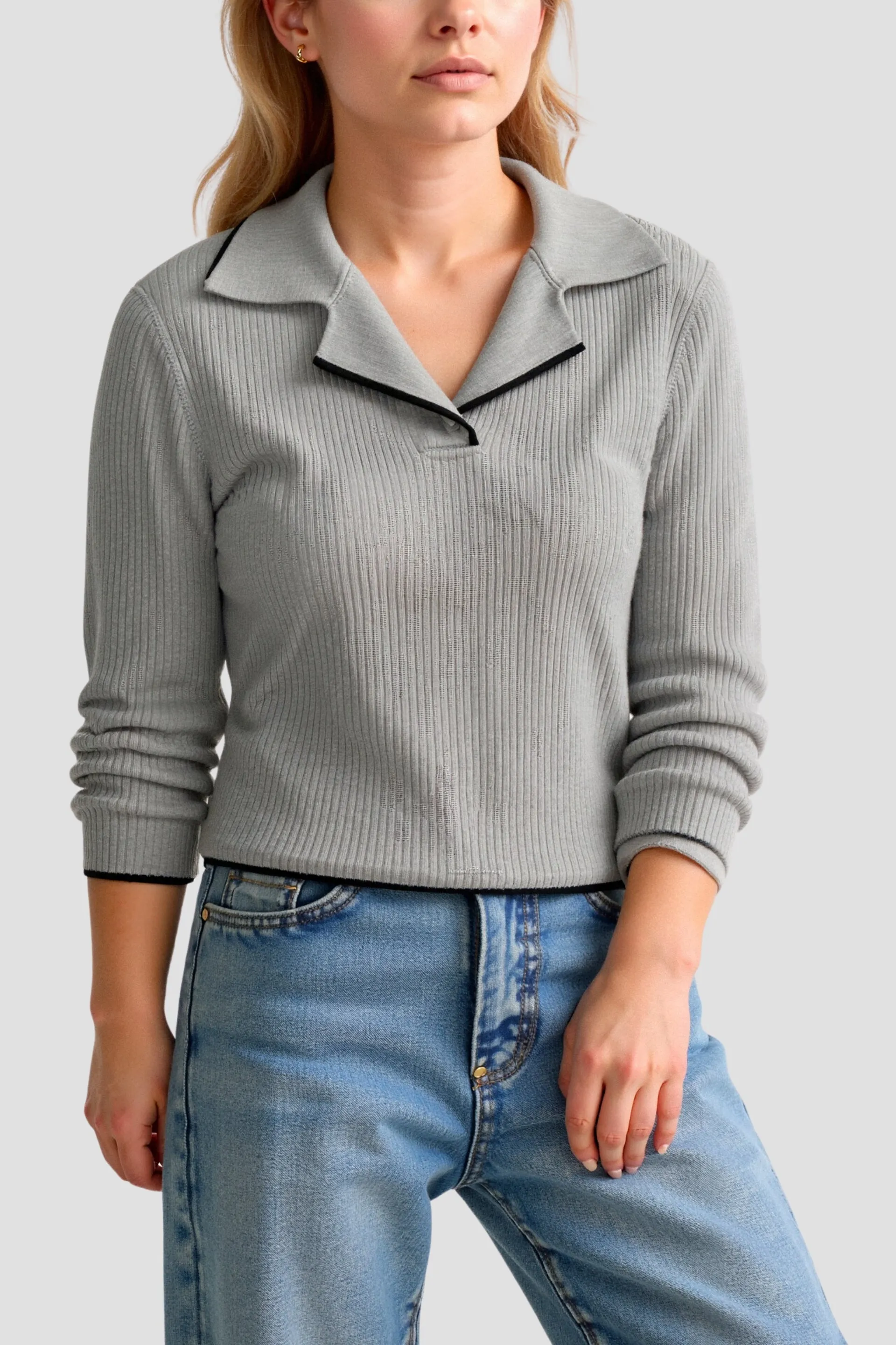 Old Money Contrast Trim Gray Label Neck Sweater