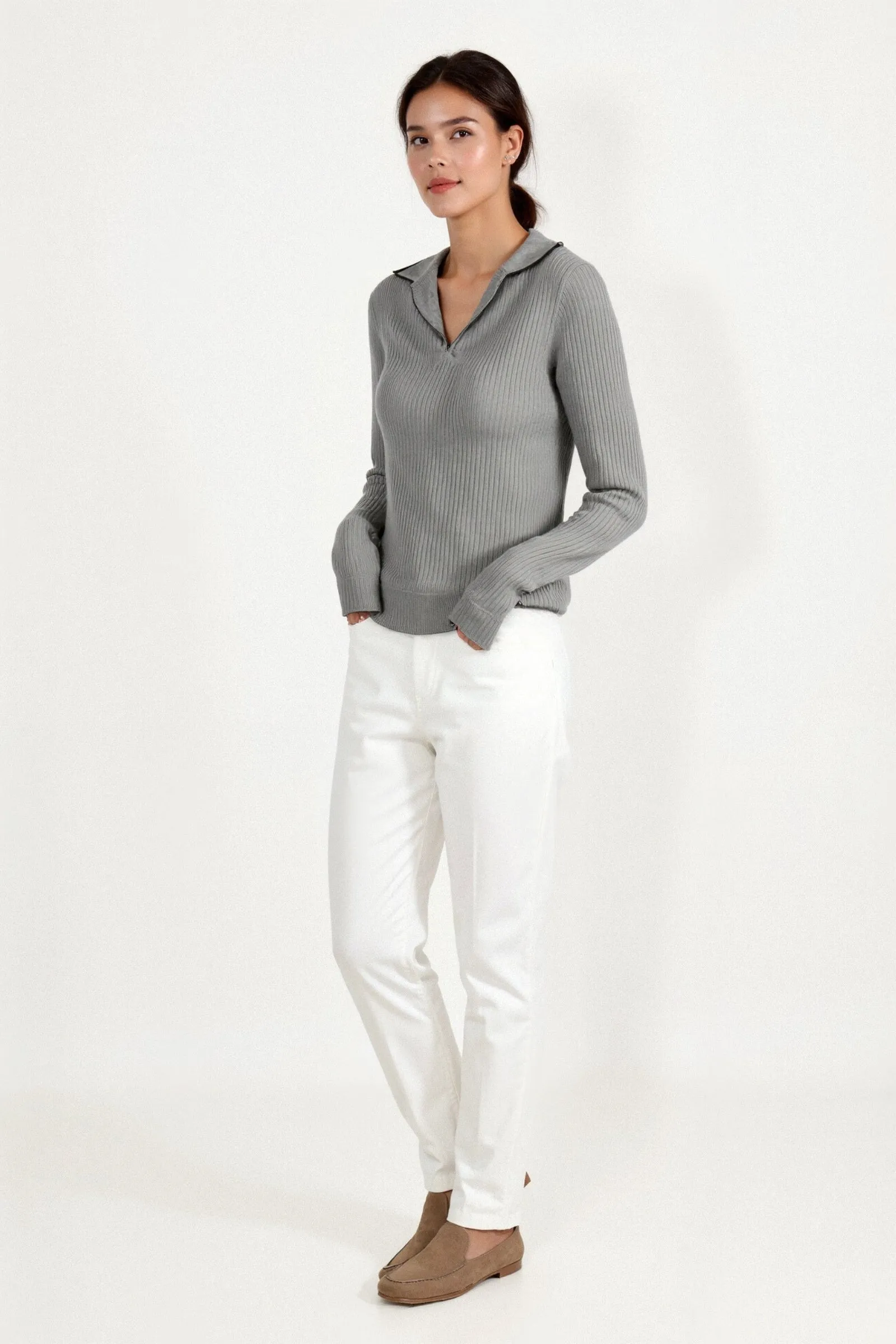 Old Money Contrast Trim Gray Label Neck Sweater