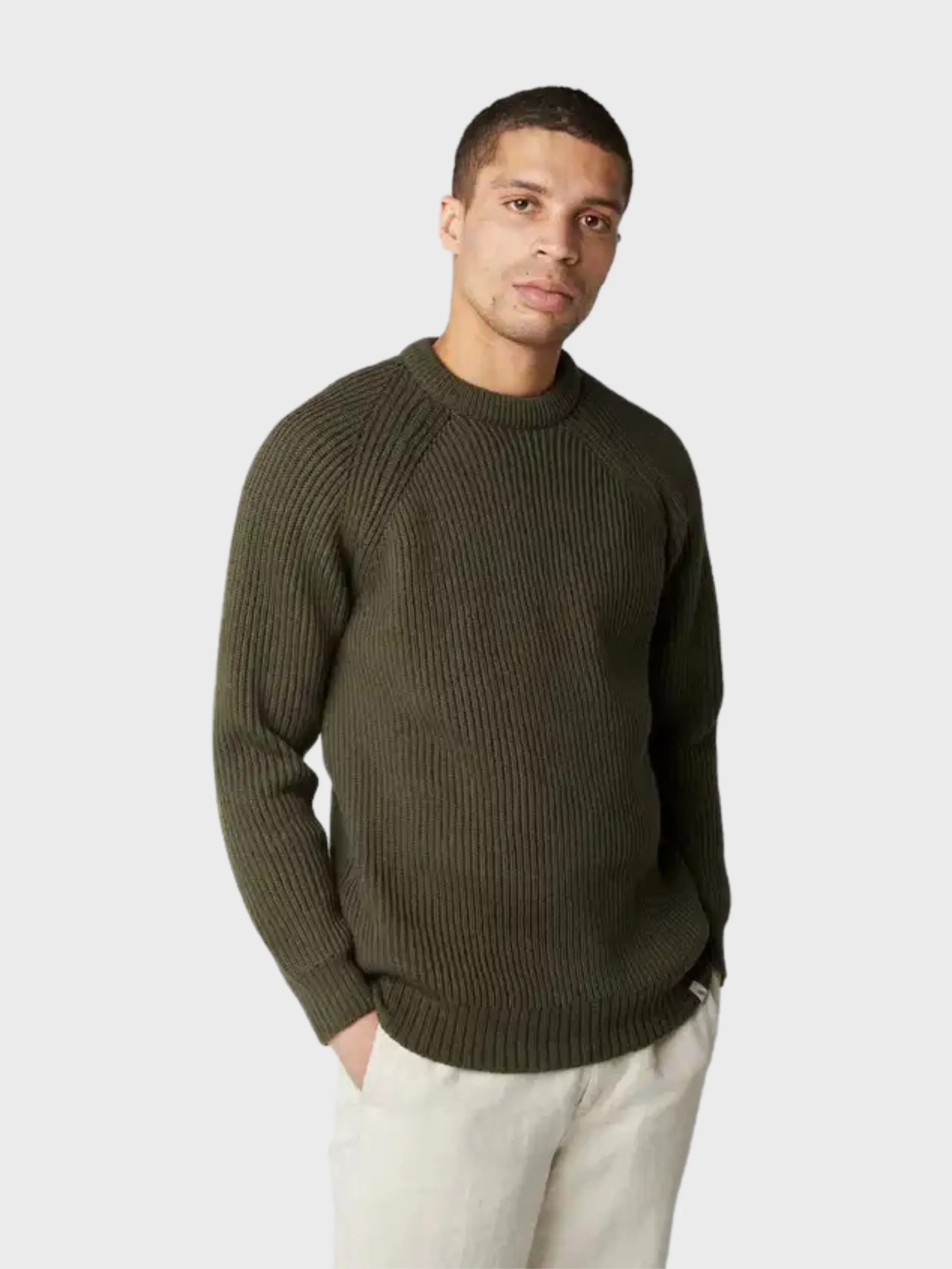 Peregrine Sweater Ford Crew Olive